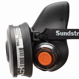 SUNDSTROM SR100 HALF FACE RESPIRATOR - M/L SIZE